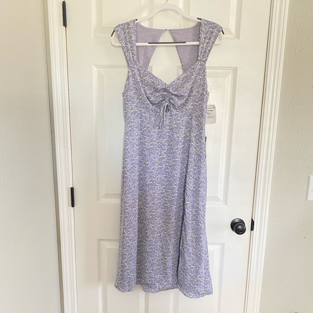 ASTR, size Large, lilac floral midi dress NWT